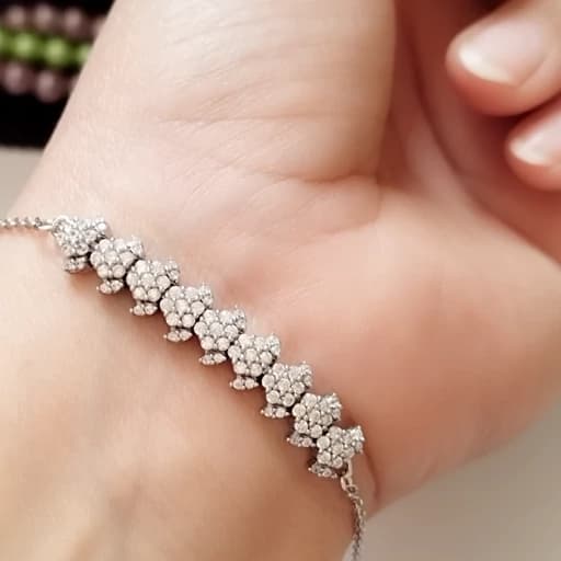 دستبند نقره زنانه عیار 925با روکش طلا وشیک و خاص