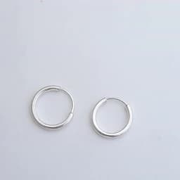 گوشواره نقره 925 عیار حلقه ای وارداتی ساخت تایلند سایز کوچک. — تصویر ۳