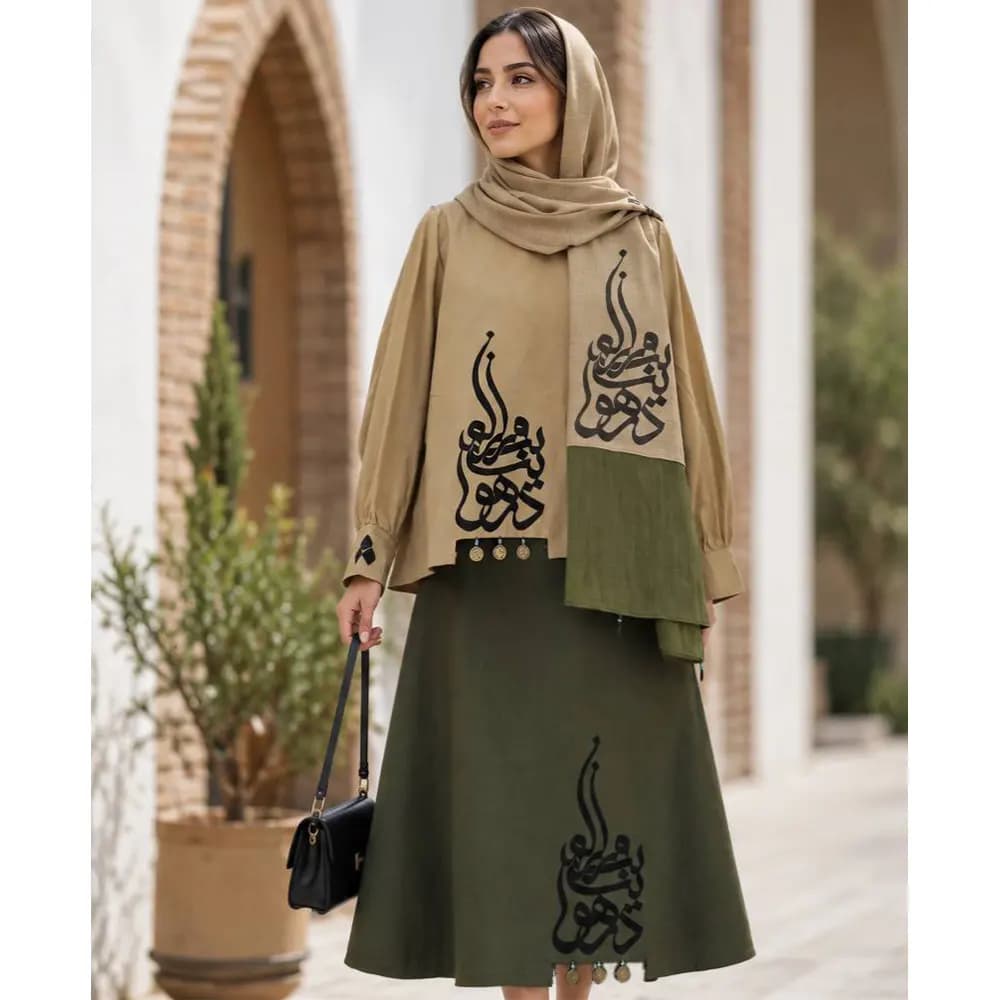 ست شومیز دامن و شال طرح بی قرار کد 23408 — تصویر ۴