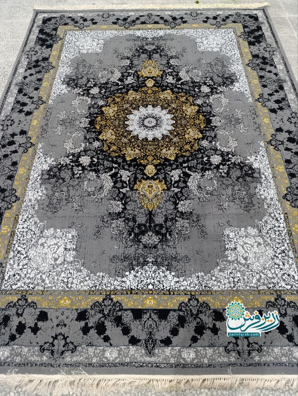 فرش ماشینی 500 شانه طرح شریف رنگ دودی