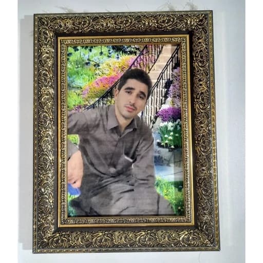 تابلو فرش چهره عکس شما با قاب کد 312سایز 70در50