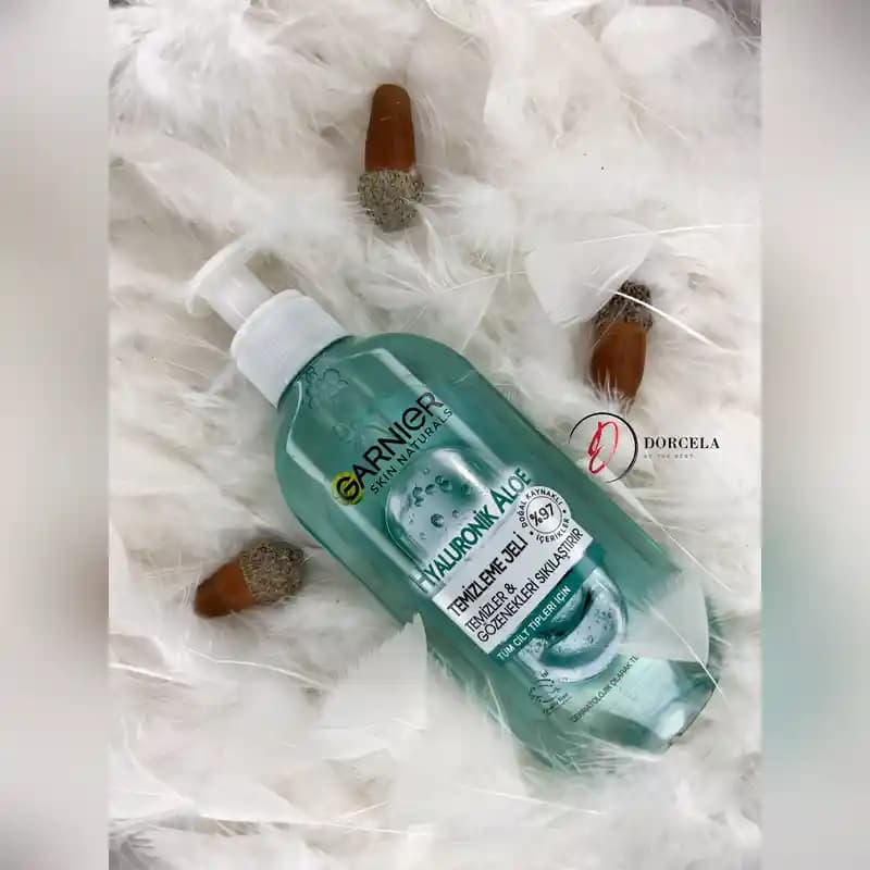 ژل شستشوی گارنیر آلوئه ورا پاک‌کننده ملایم و مرطوب‌کننده