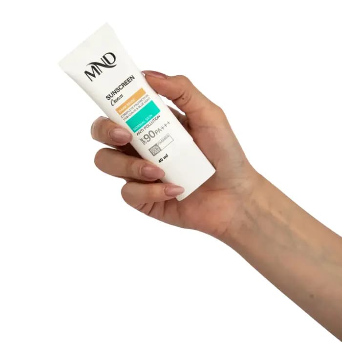 کرم ضد آفتاب با فاکتور حفاظتی 90 (SPF 90) مناسب پوست معمولی بـژ تیره ام ان دی 40 میلی لیتر — تصویر ۴
