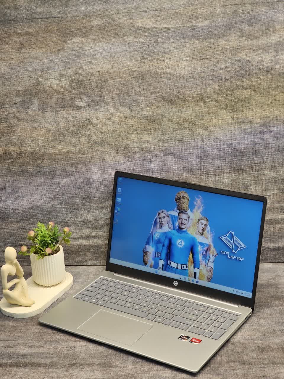HP Laptop 15-FC RYZEN7-7730 -16-512SSD