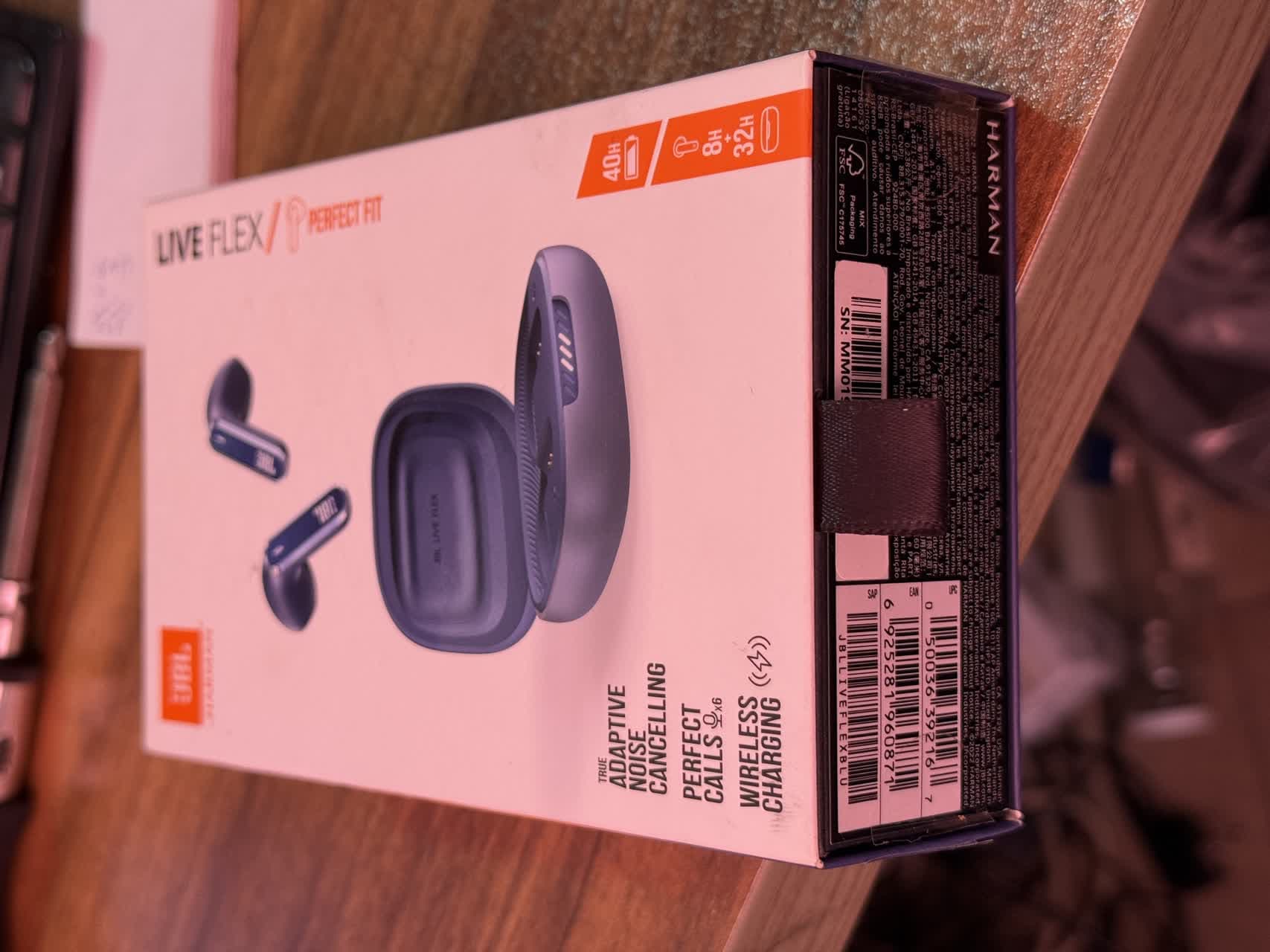 ایرپاد jbl live flex استوک ان باکس — تصویر ۱۲
