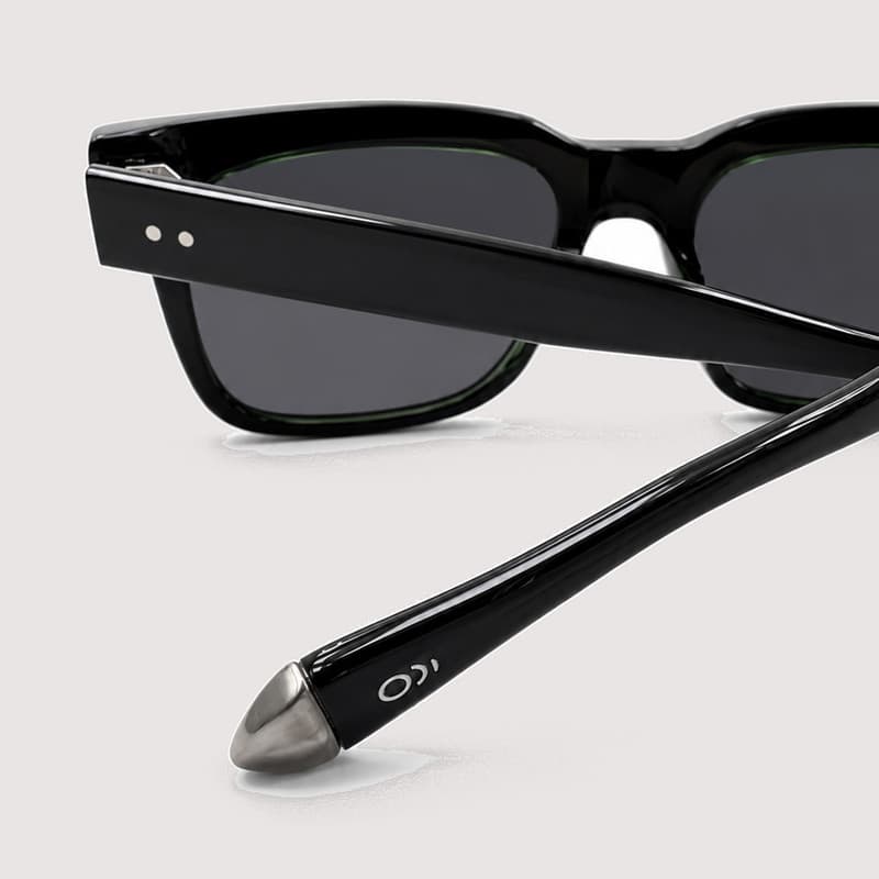 عینک آفتابی پلاریزه و UV400 ویفرر(Wayfarer) مردانه ریزالت مدل RE009C4 — تصویر ۸