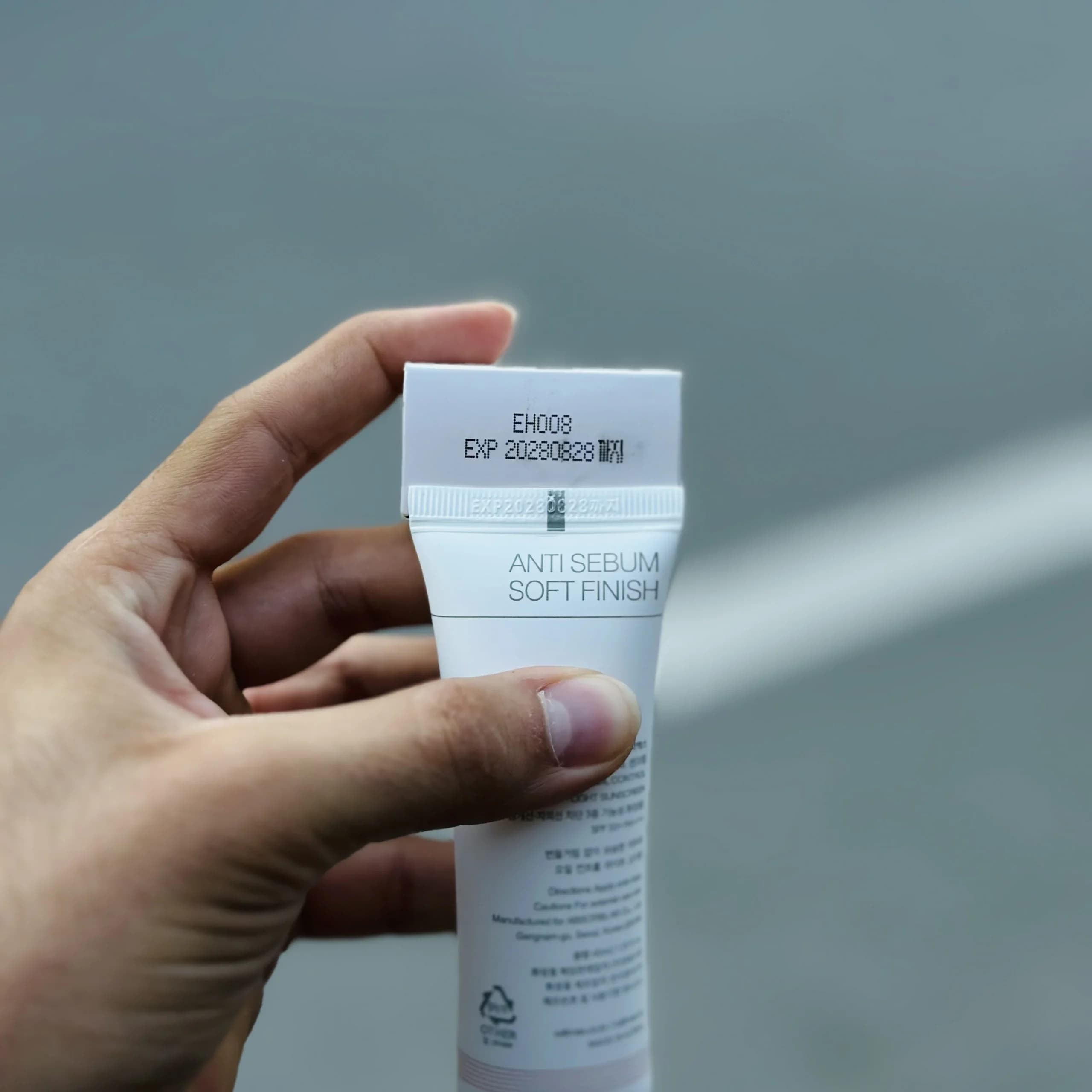 ضد آفتاب سلیمکس SPF 50 کنترل چربی حجم ۴۰ میل — تصویر ۶