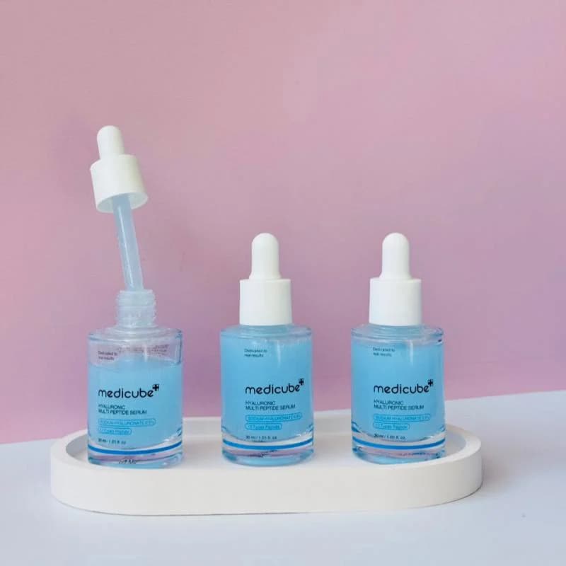 سرم هیالورونیک اسید و مولتی پپتاید مدی کیوب Medicube