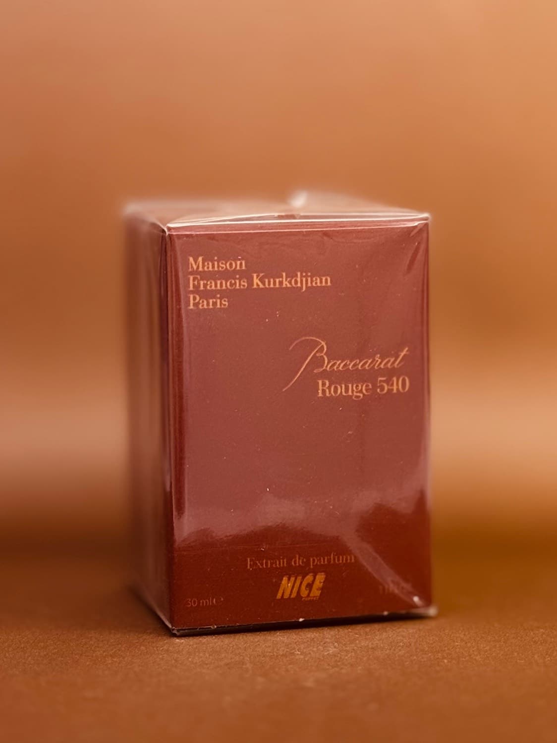 ادکلن نایس رایحه BACCARAT ROUGE