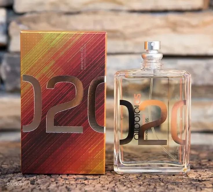 عطر ادکلن اسنتریک مولکول اسنتریک 02 — تصویر ۲