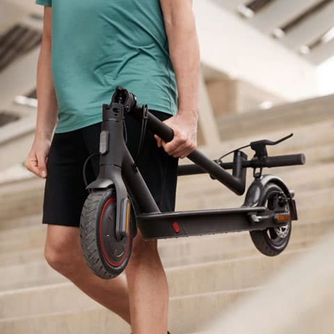 اسکوتر برقی شیائومی مدل Mi Electric Scooter Pro 2 — تصویر ۹