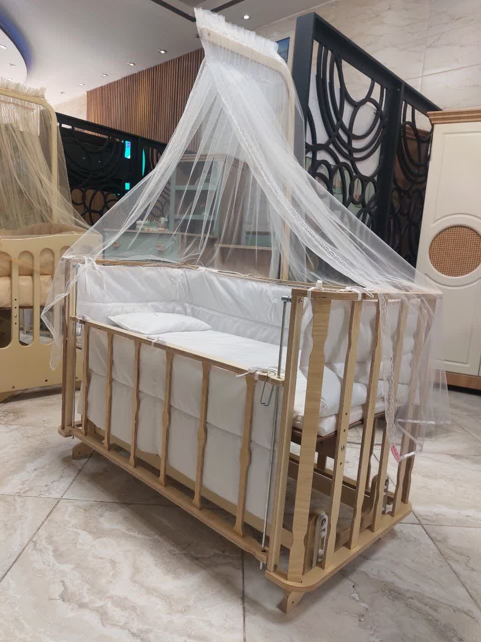 گهواره کنار مادر مدل فرشته ابعداد 60*90 برند دیوانکو Divanco چوب پلای‌وود — تصویر ۸