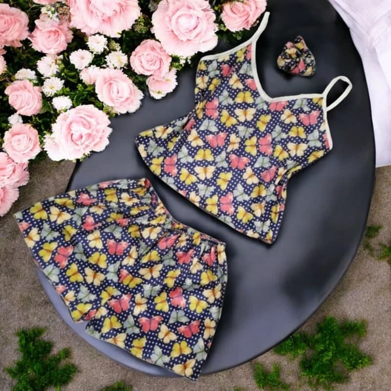 تاپ شورتک طرح پروانه رنگی — تصویر ۲