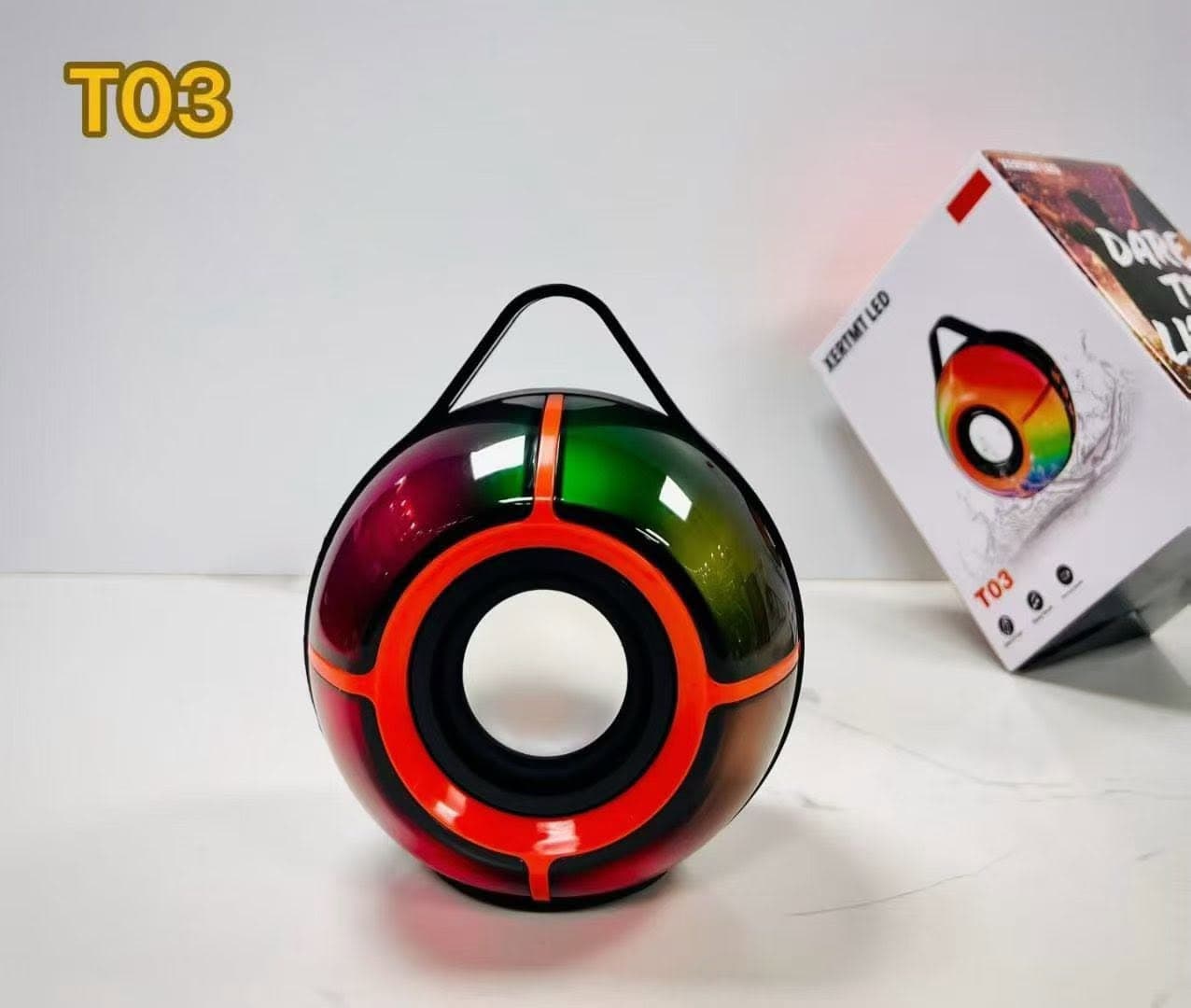 اسپیکر بلوتوثی قابل حمل XERTMT T03 با نورپردازی LED و توان 8 وات