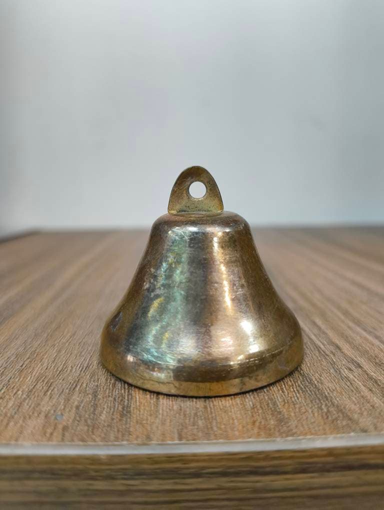 زنگوله برنجی طرح قدیم — تصویر ۴