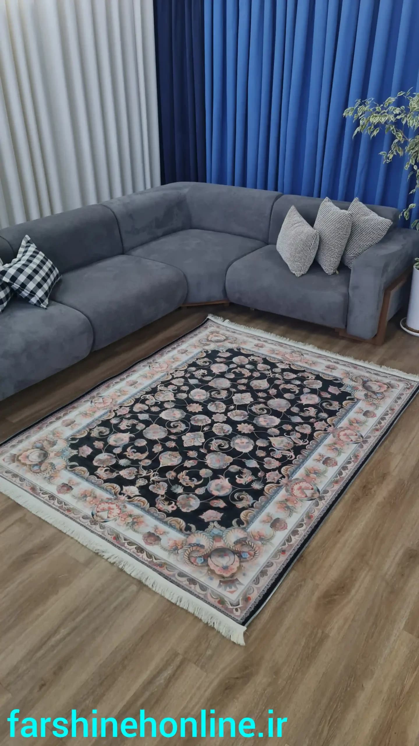 فرشینه کلاسیک طرح تبریز مشکی — تصویر ۵