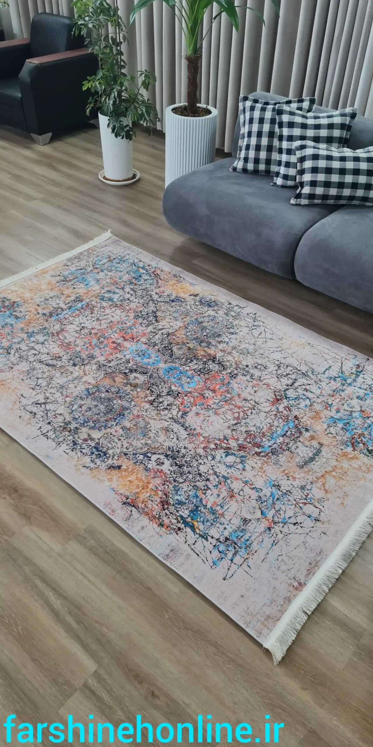 فرشینه مدرن طرح آبستره رنگارنگ — تصویر ۵