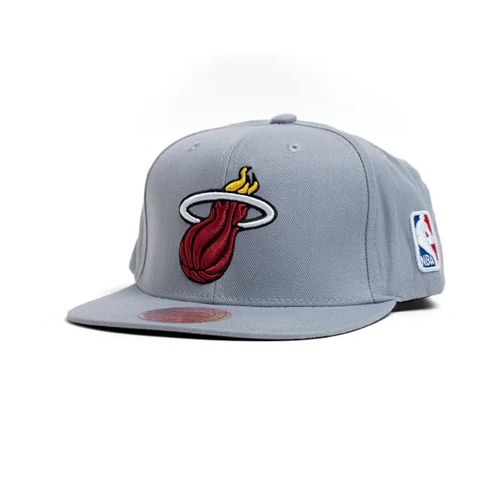 کلاه کپ Miami Heat — تصویر ۲