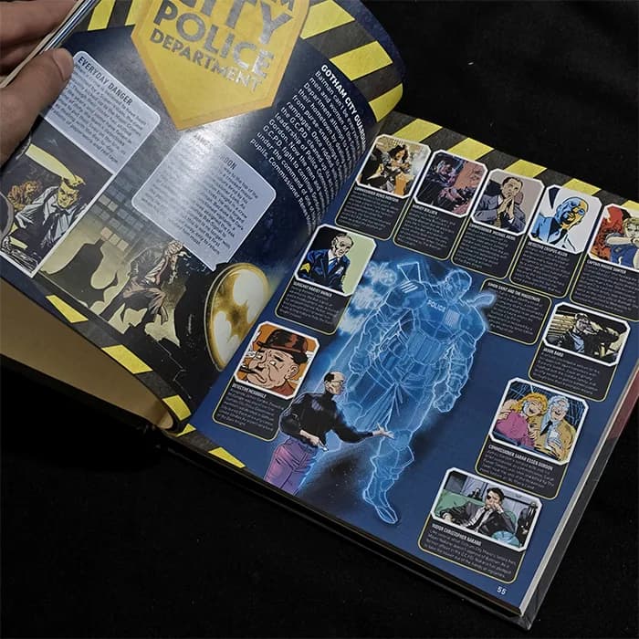 کتاب بتمن Batman: The Ultimate Guide — تصویر ۷