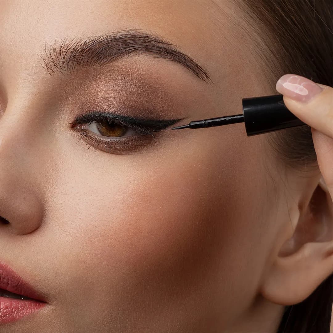 خط چشم مایع مویی پیپا PRECISION شماره 702 — تصویر ۵