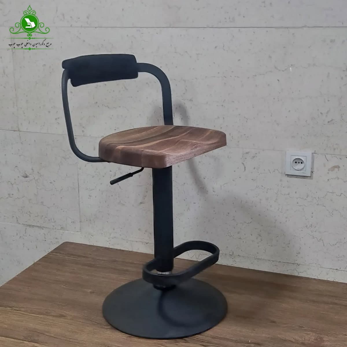 صندلی اپن مدل زیمر کف چوب پشتی دار — تصویر ۴