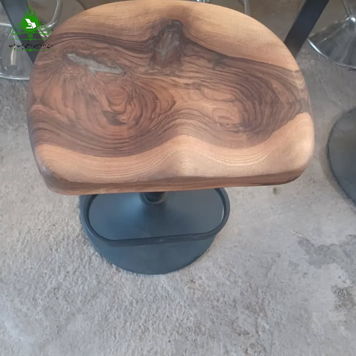 صندلی اپن مدل زیمر کف چوب پشتی دار — تصویر ۸