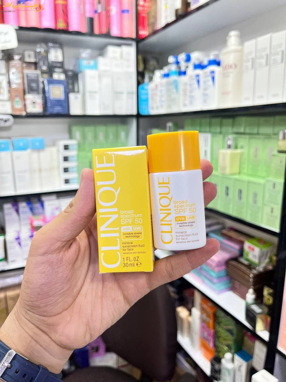 ضد آفتاب مینرال کلینیک Clinique — تصویر ۴