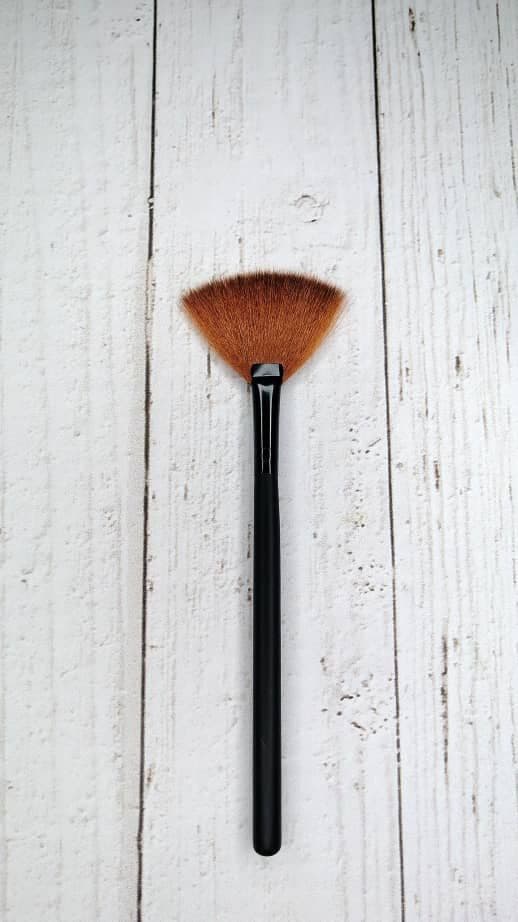 براش بادبزنی makeup brush — تصویر ۵