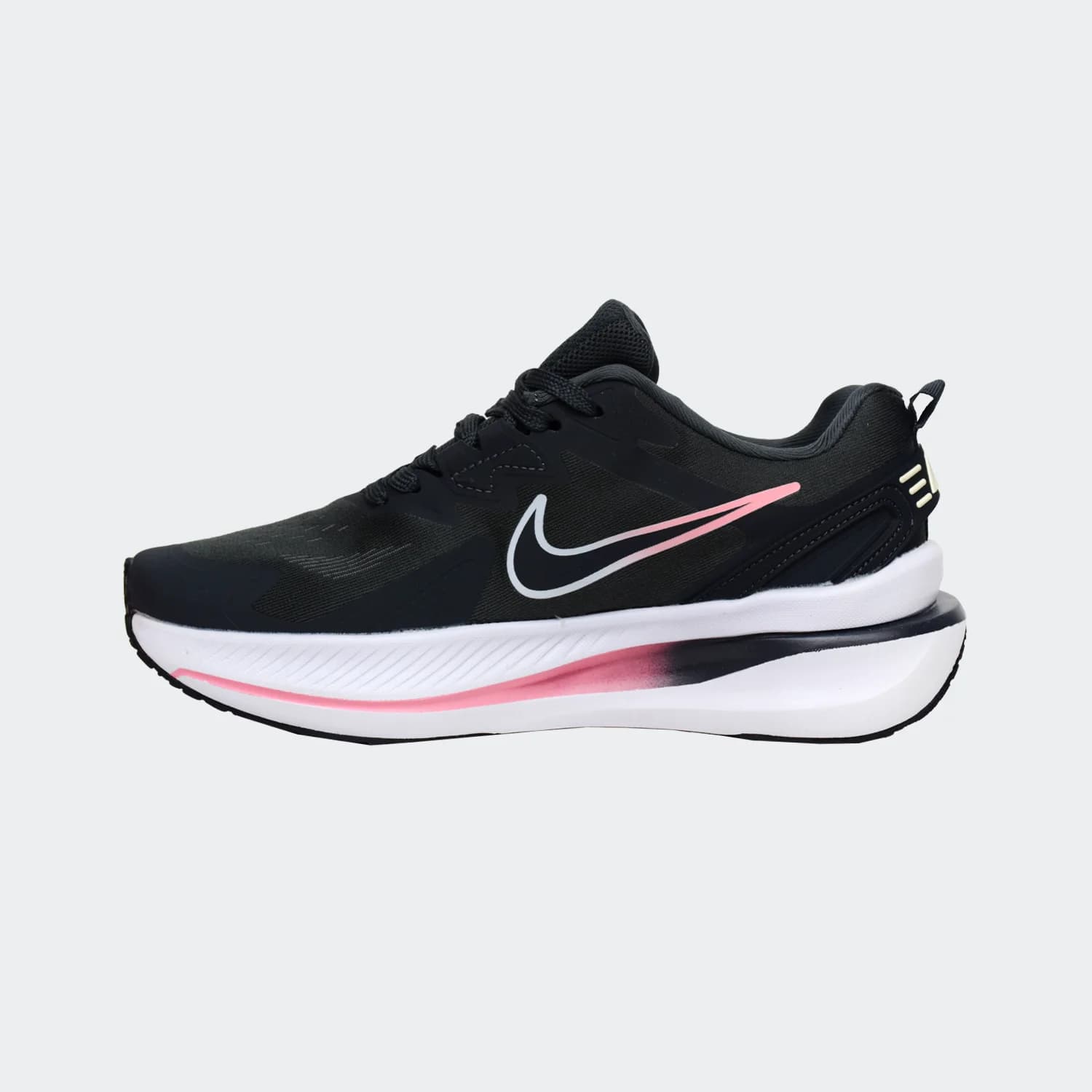 کفش رانینگ زنانه نایکی مدل Vomero 19 — تصویر ۹