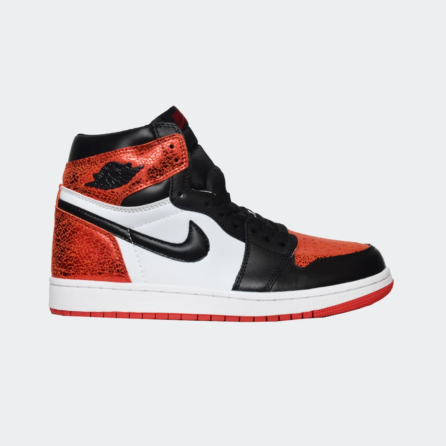 کفش کلاسیک مردانه نایکی مدل Air Jordan 1 High OG — تصویر ۳