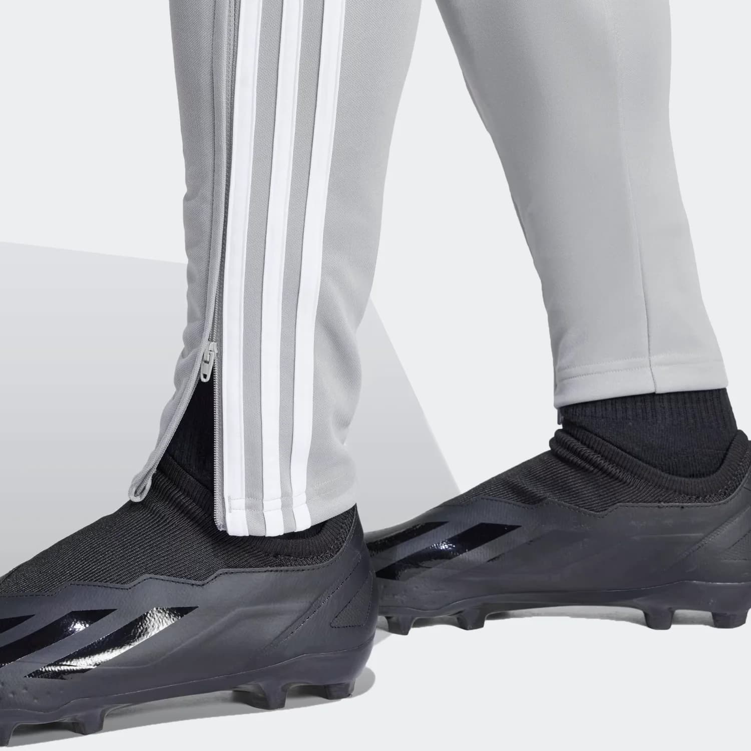 شلوار مردانه آدیداس مدل Tiro 24 Training Pants — تصویر ۵