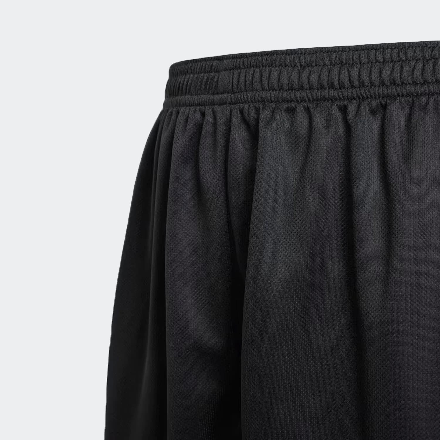 شلوارک بچگانه آدیداس مدل Estro 19 Shorts — تصویر ۶
