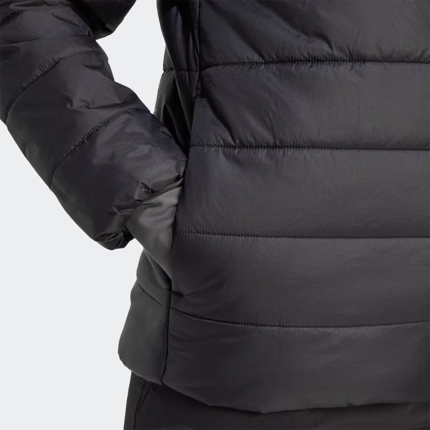 کاپشن زنانه آدیداس مدل Terrex Multi Essentials CLIMAWARM Insulated Hooded Jacket — تصویر ۵