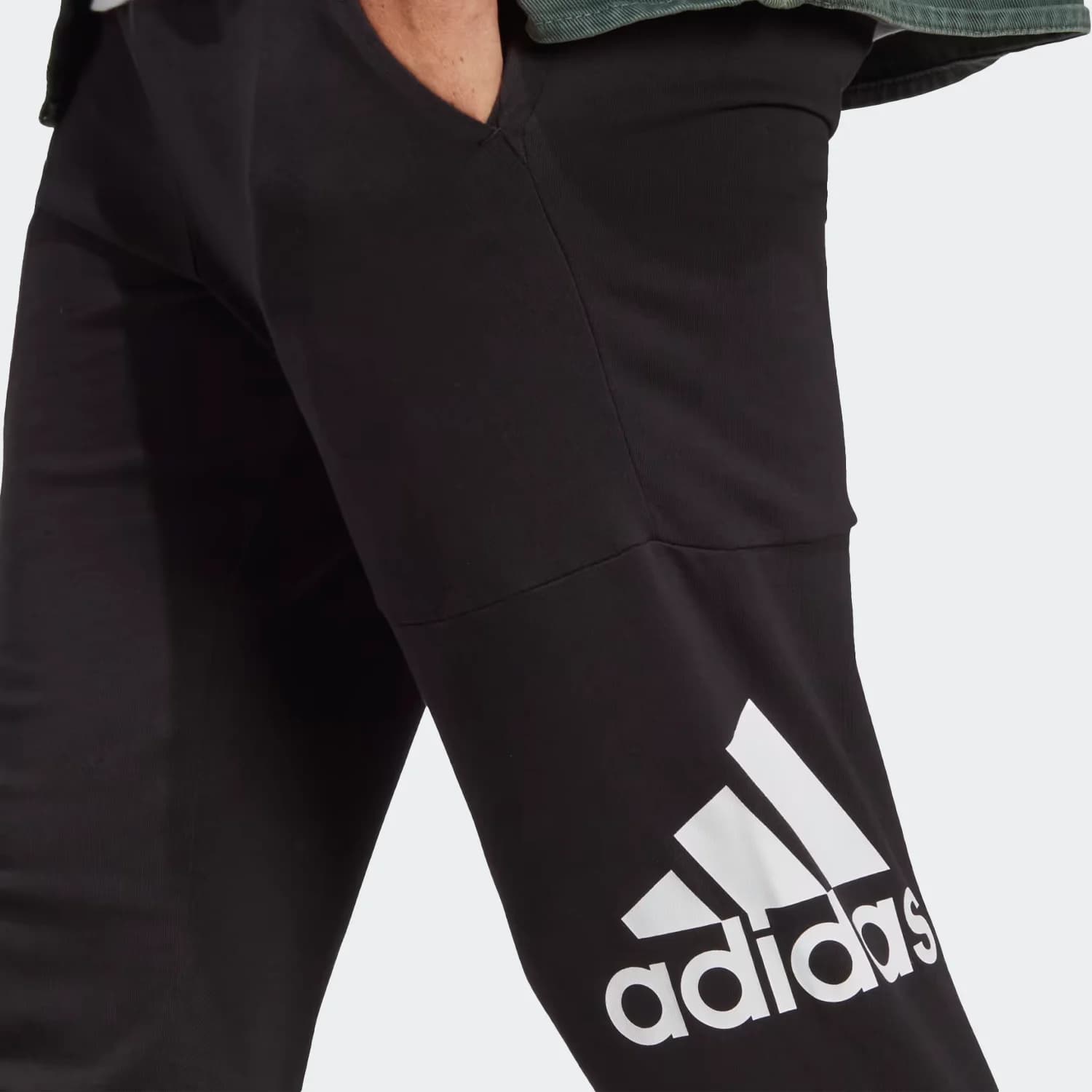 شلوار مردانه آدیداس مدل Essentials Single Jersey Tapered Badge of Sport Pants — تصویر ۵