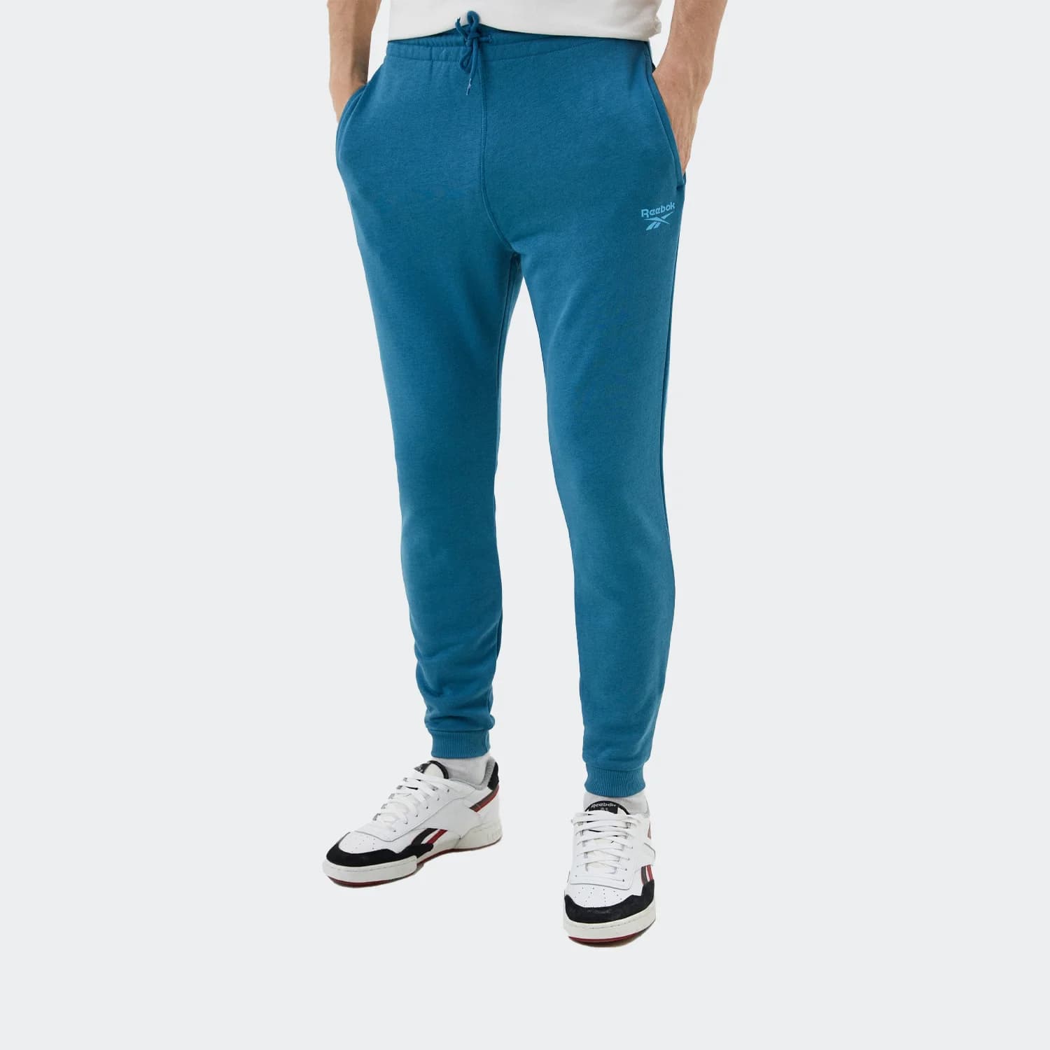 شلوار مردانه ریباک مدل Men’s trousers RI FT LEFT LEG JOGGER — تصویر ۲