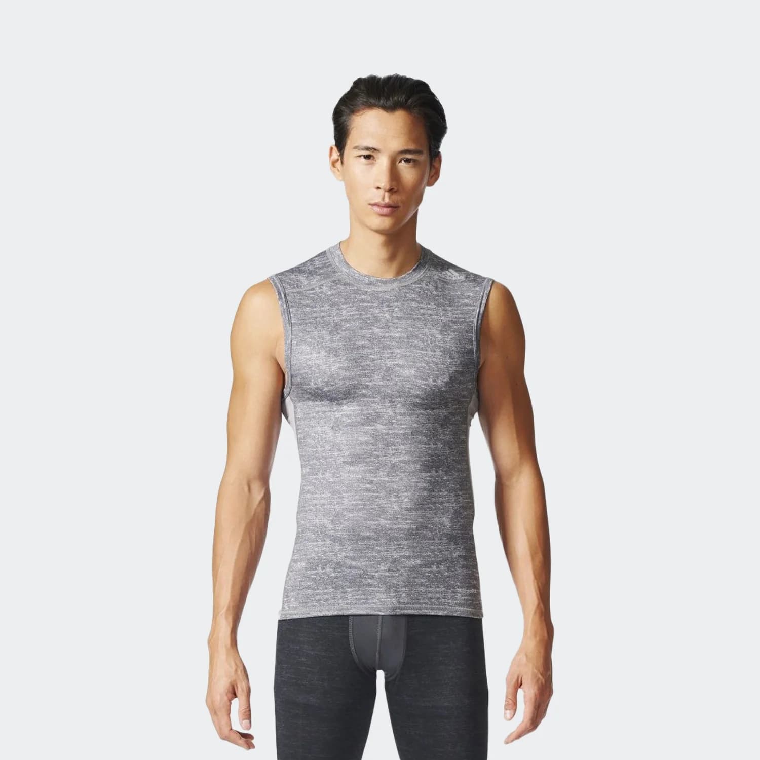 کاور مردانه آدیداس مدل Men’s TECHFIT sleeveless cover — تصویر ۲