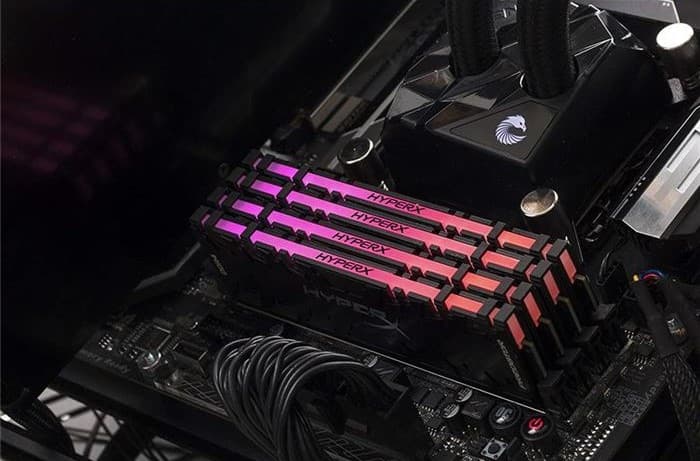 رم کامپیوتر 4کاناله کینگستون مدل HyperX Predator RGB با حافظه 64 گیگابایت و فرکانس 3200 مگاهرتز — تصویر ۳