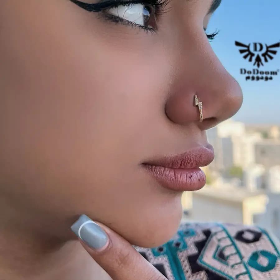 پیرسینگ فیک بینی زیبا P06 — تصویر ۲