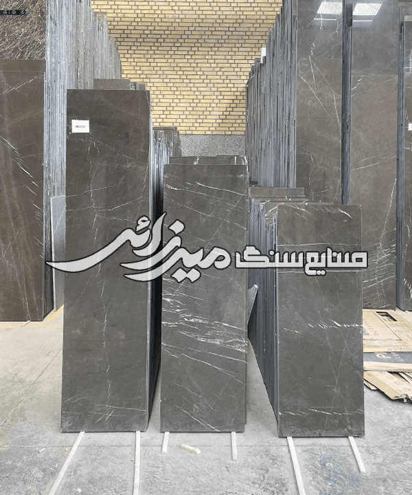 مرمریت لاشتر مشکی با رگه های سفید — تصویر ۴