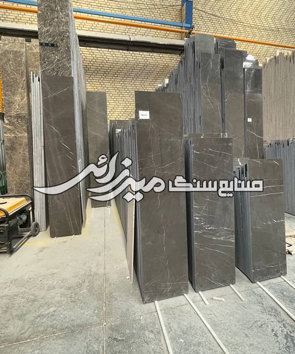 مرمریت لاشتر مشکی با رگه های سفید — تصویر ۵
