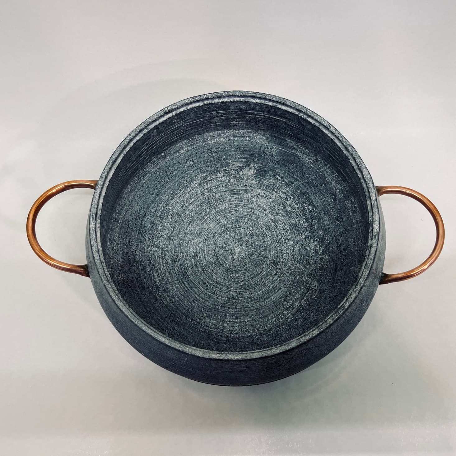دیگ سنگ و مس — تصویر ۶