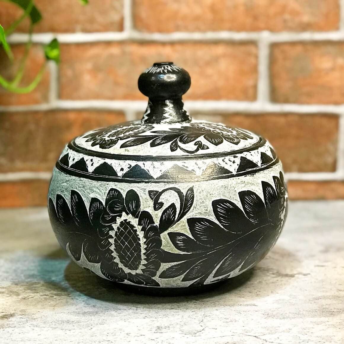 شکلات خوری سنگی طرح بابونه — تصویر ۵