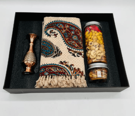 پک هدیه یلدایی Y109