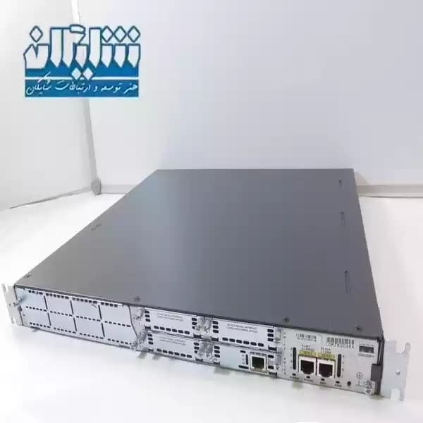 روتر سیسکو Cisco 2811 — تصویر ۳