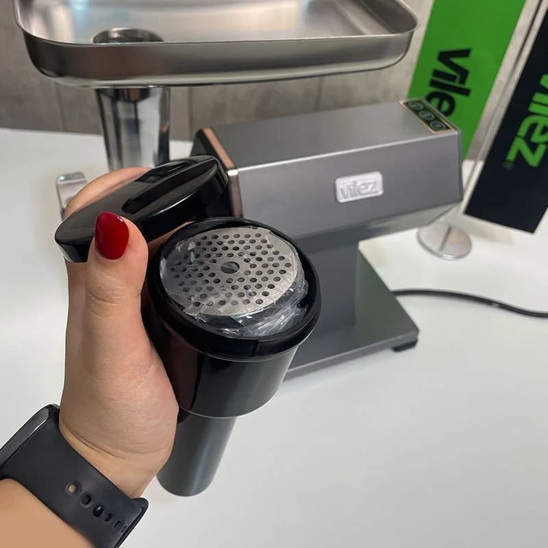 چرخ گوشت ویلز مدل VL7550 — تصویر ۴