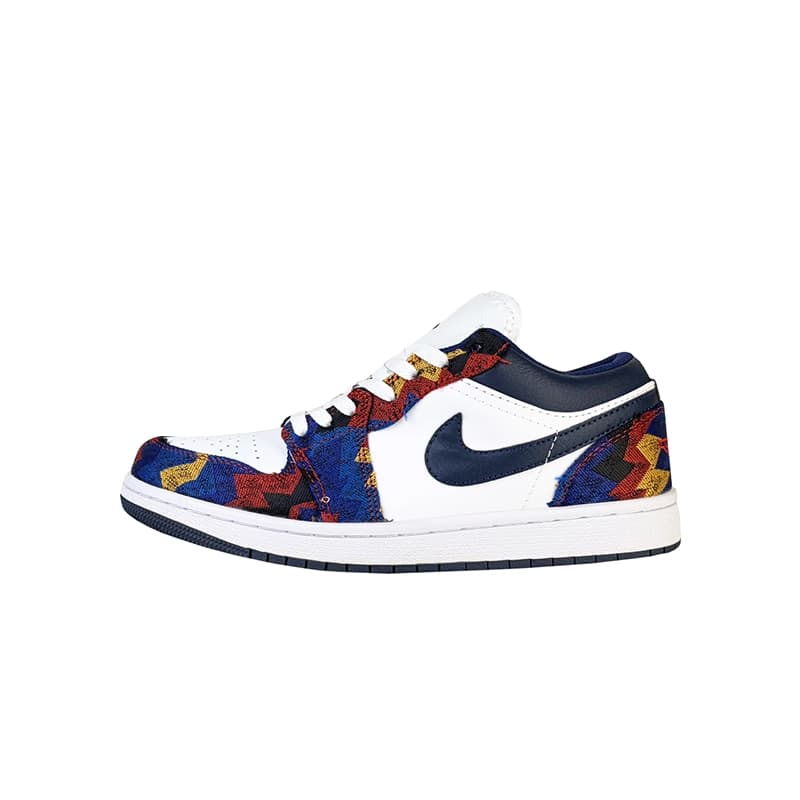 کتانی زنانه و مردانه برند نایکی مدل Air Jordan retro رنگ سفید سرمه ای — تصویر ۲