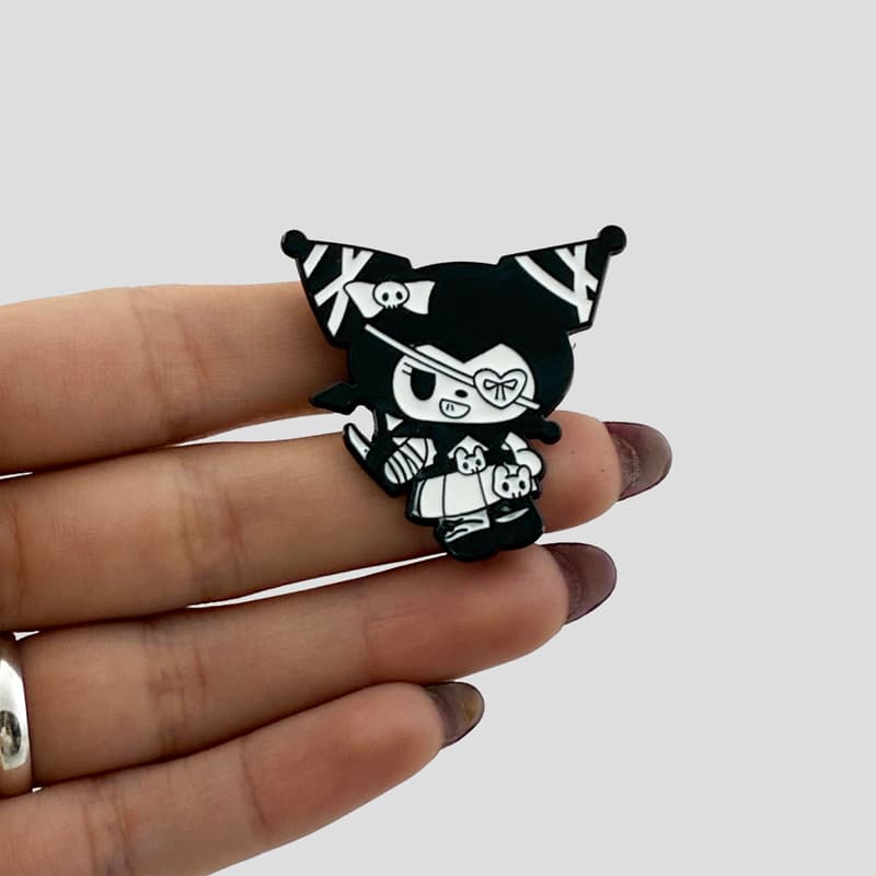 پین فلزی کرومی مدل Pirate کد FRH-104G0155 — تصویر ۵