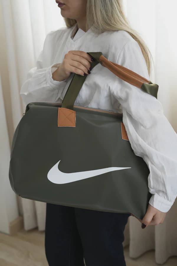 ساک دستی ورزشی زنانه مدل نایک Nike — تصویر ۴
