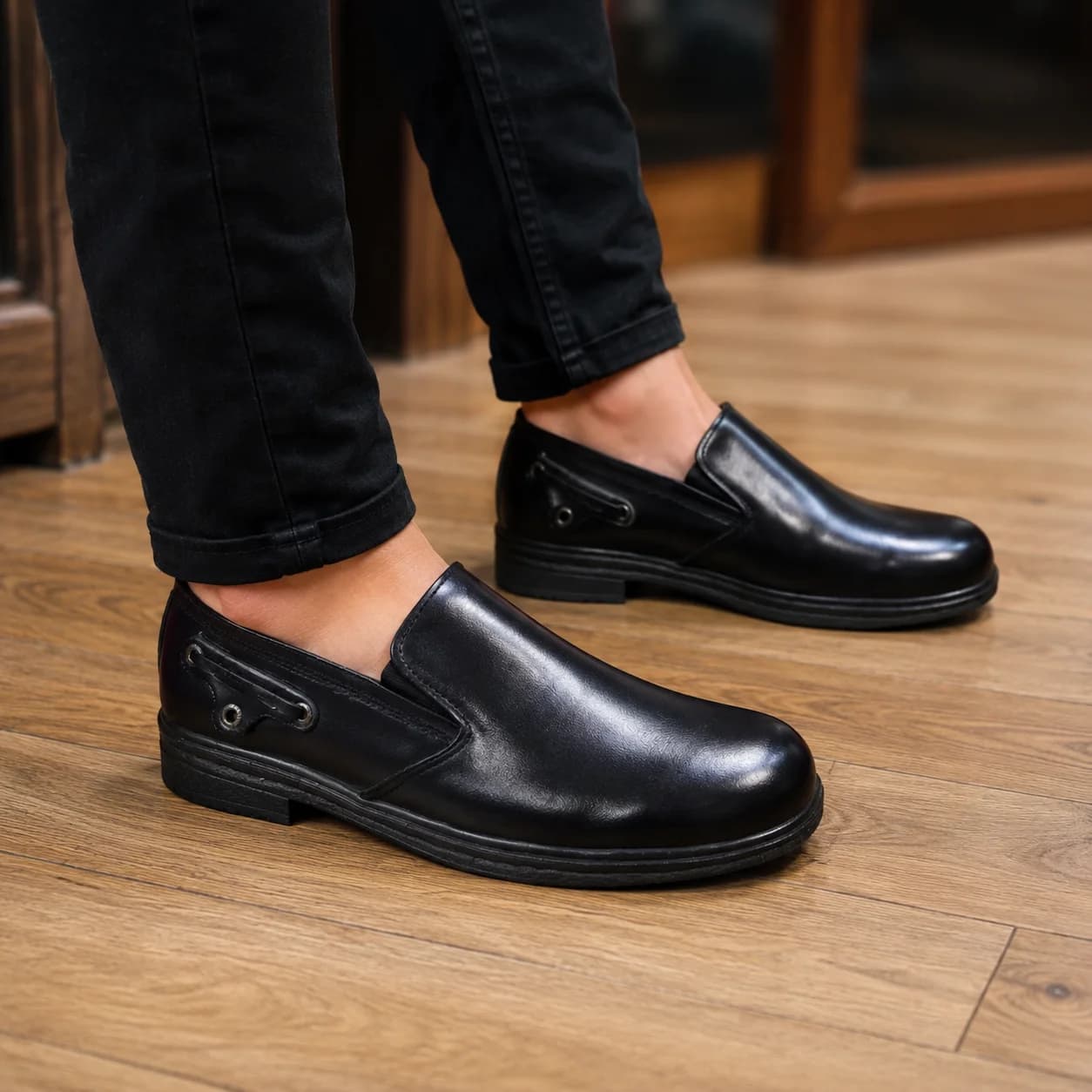 کفش روزمره مردانه چرم صنعتی مدل فشیون(FASHION)|سایز40-44|مشکی|حراجی — تصویر ۲