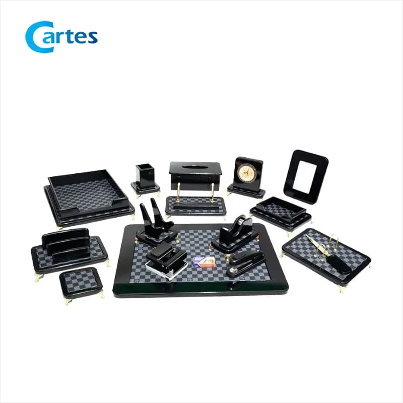 ست رومیزی مدیریتی 17 پارچه چوب و چرم کد 917p مشکی — تصویر ۲